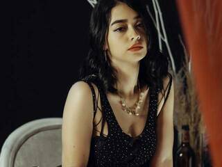 צ'אט וידאו ארוטי EmilyRamirez