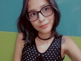 צ'אט וידאו ארוטי EmilySkye