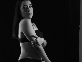 צ'אט וידאו ארוטי emma-19a