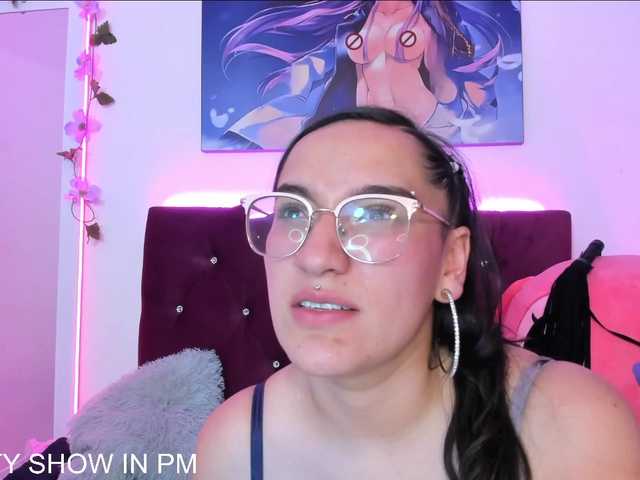 צילומי מסך משודרים Emma-Allison