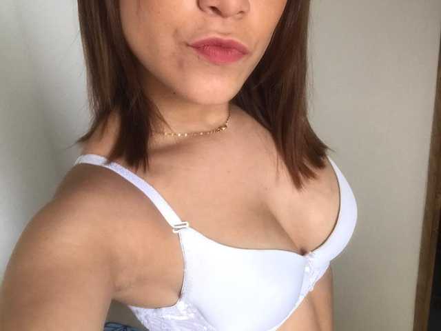 תמונה של הפרופיל Emma-hot