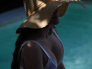 צ'אט וידאו ארוטי Emma-pink