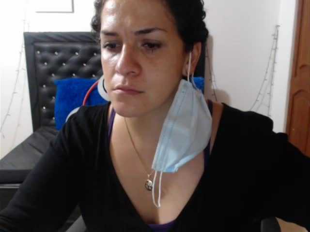 צילומי מסך משודרים EmmaCharlotte