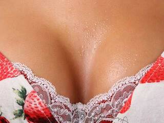 צ'אט וידאו ארוטי emmaOnFire