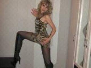 צ'אט וידאו ארוטי emmlianna