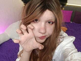 צ'אט וידאו ארוטי Emmy-Rise