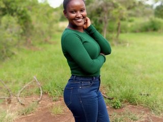 צ'אט וידאו ארוטי Emphi-30