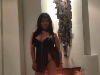 צ'אט וידאו ארוטי Ericahot