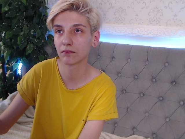 צילומי מסך משודרים ErikaLis