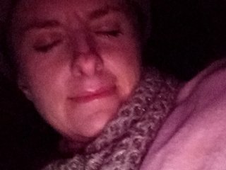 צ'אט וידאו ארוטי Erine9900