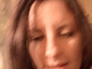 צ'אט וידאו ארוטי Erine9900