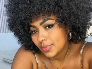 צ'אט וידאו ארוטי ErlysBrown