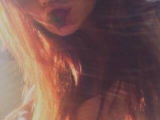 צ'אט וידאו ארוטי escadda