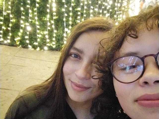 תמונה של הפרופיל Esmerraldaa-mia