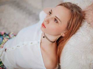 צ'אט וידאו ארוטי EstelleDream