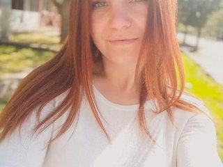 צ'אט וידאו ארוטי EstelleMillie