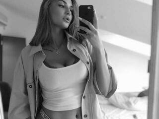 צ'אט וידאו ארוטי Eva-Flys