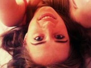 צ'אט וידאו ארוטי evachca