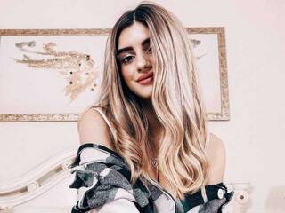 צ'אט וידאו ארוטי EvaGracee