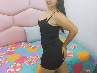 צ'אט וידאו ארוטי EvaLatinaLove