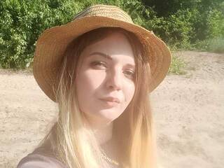 צ'אט וידאו ארוטי EvaLi