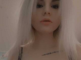 צ'אט וידאו ארוטי EvelinaSpace