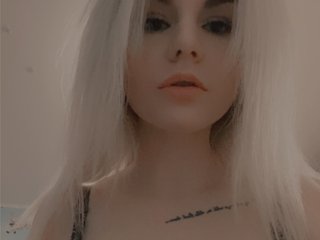 צ'אט וידאו ארוטי EvelinaSpace