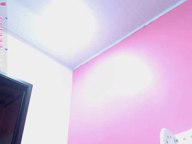 צילומי מסך משודרים EvenynMonroe