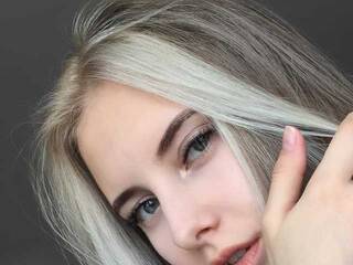 צ'אט וידאו ארוטי Evvvaaa