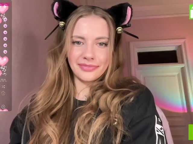 צילומי מסך משודרים ExtraCheeseLovesVikki