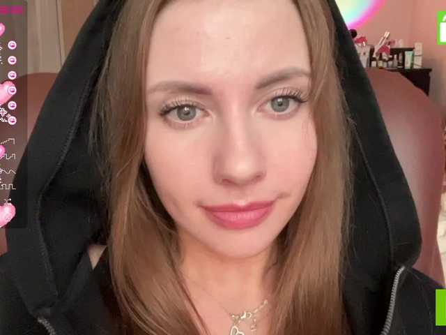 צילומי מסך משודרים ExtraCheeseLovesVikki