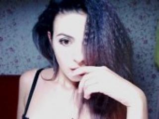 צ'אט וידאו ארוטי fartgirl88