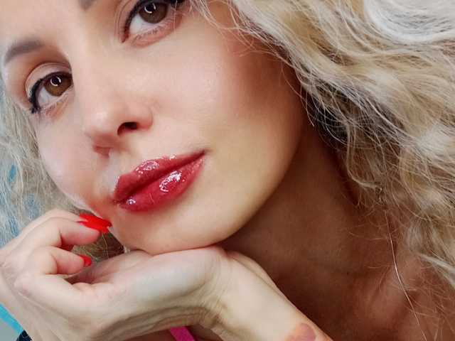 תמונה של הפרופיל FettishDi