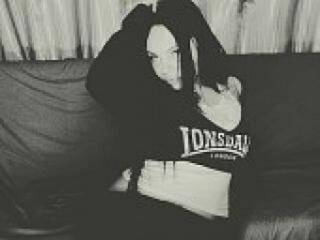 צ'אט וידאו ארוטי finetouch7