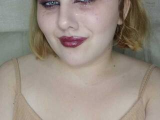 צ'אט וידאו ארוטי FionaLl