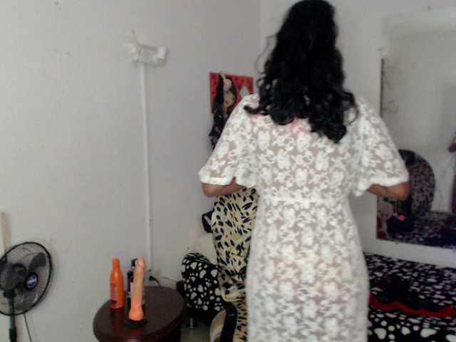 תמונות flacapaola11 If there are more than 10 users in my room I will go to a private show and I will do the best squirt and anal show