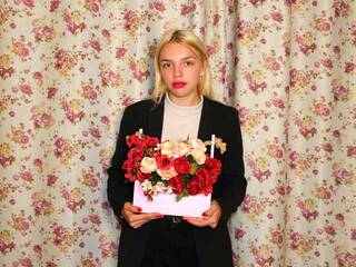 צ'אט וידאו ארוטי WindsOfChange