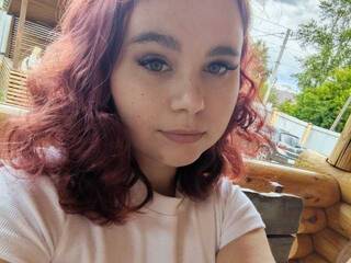 צ'אט וידאו ארוטי Fleurdelysa