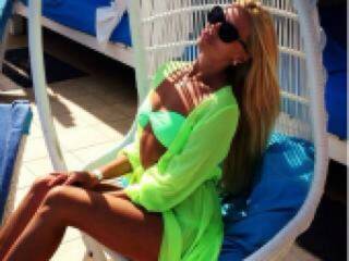 צ'אט וידאו ארוטי florakriss