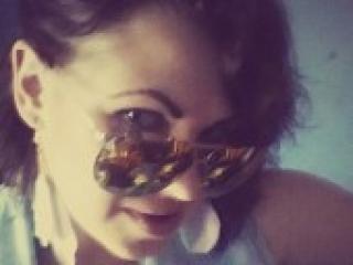 צ'אט וידאו ארוטי flore4love