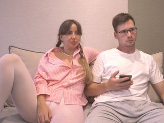צ'אט וידאו ארוטי PashaAndMila