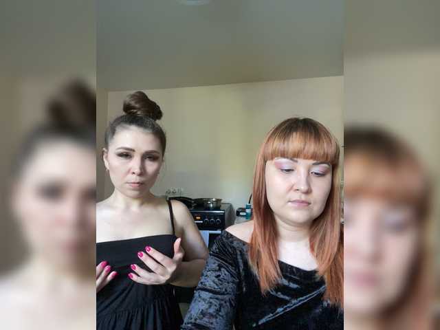 תמונות CrazyFox- Hi. We are Lisa (redhead) and Kate (brunette). Dont do anything for tokens in pm. Collect for strapon sex 658 tk