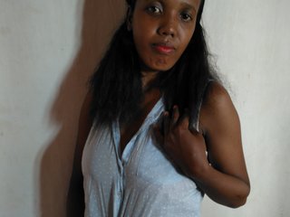 צ'אט וידאו ארוטי Francinea