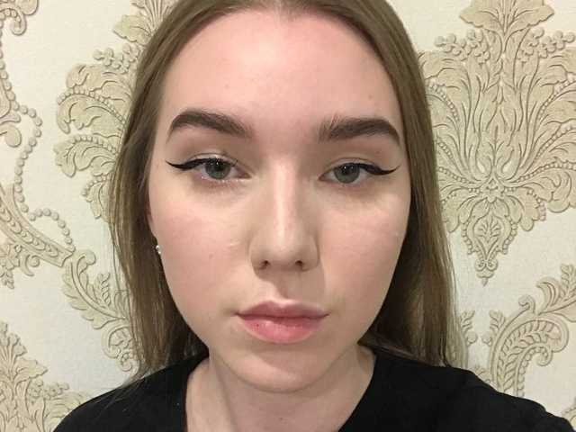 תמונה של הפרופיל FreyaAdams
