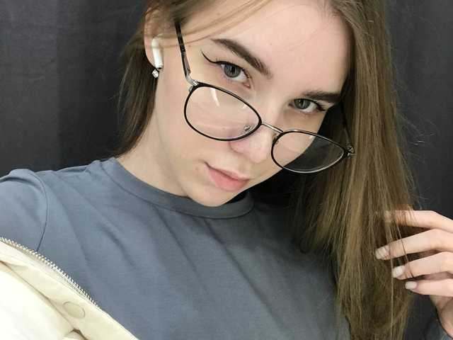 תמונה של הפרופיל FreyaAdams