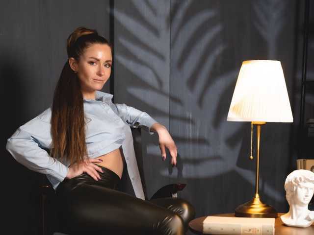 תמונה של הפרופיל FreyaFindomFitGoddess