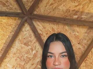 צ'אט וידאו ארוטי gabi113