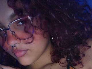 צ'אט וידאו ארוטי Gabrielle-D