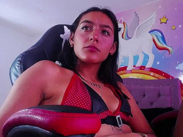 צילומי מסך משודרים gaby-model1