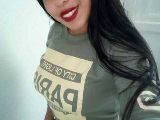 צ'אט וידאו ארוטי GabyJackson